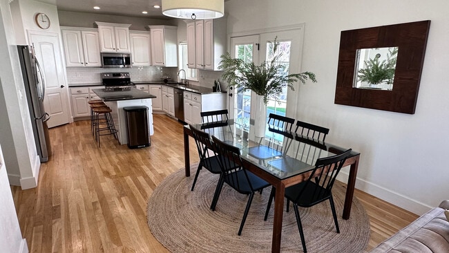 Building Photo - 1369 E 320 N