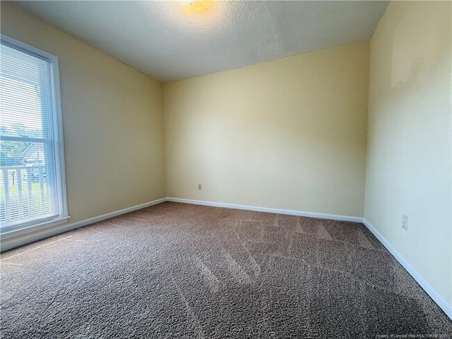 Building Photo - 3344 Chantilly Ln