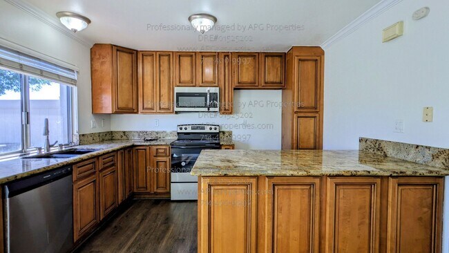 Building Photo - 4800 Daroca Way