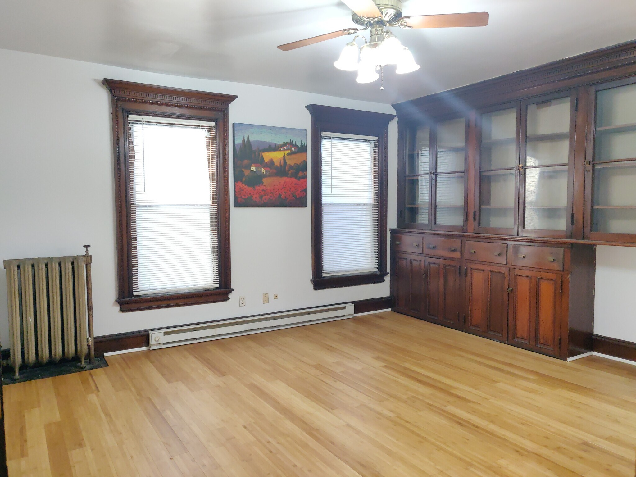 Bedroom3 p1 - 225 S Main Ave