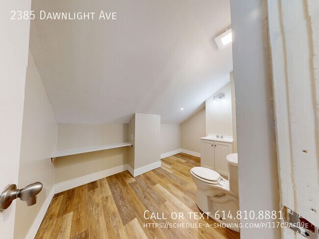Building Photo - 2385 Dawnlight Ave