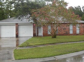 Building Photo - 106 Bard Cir