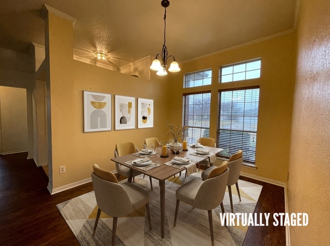 Building Photo - 2306 Moonstone Dr