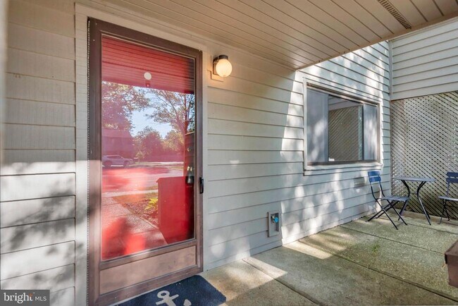 Building Photo - 1052 Cedar Ridge Ct