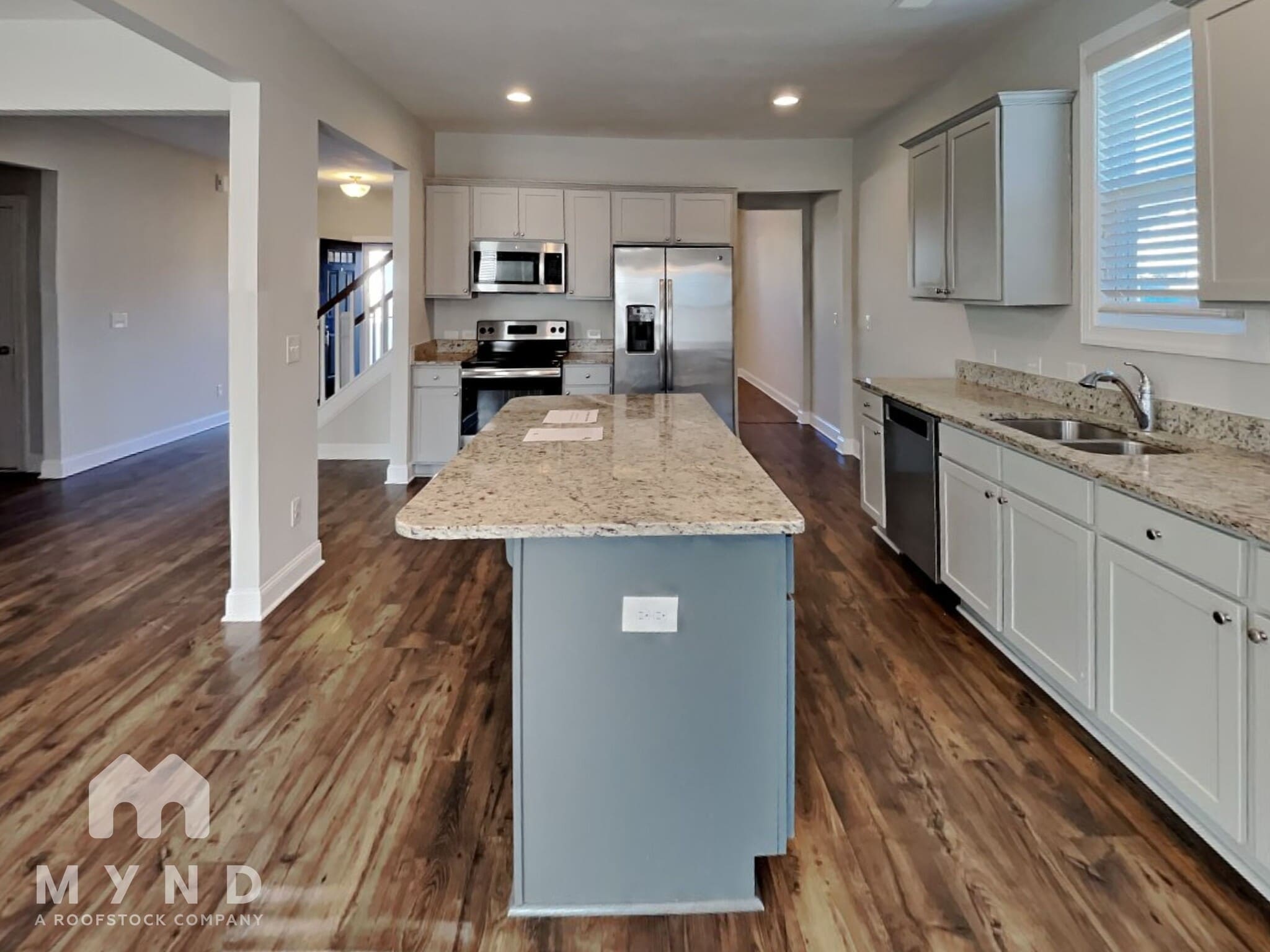 Building Photo - 1212 Silver Farm Rd