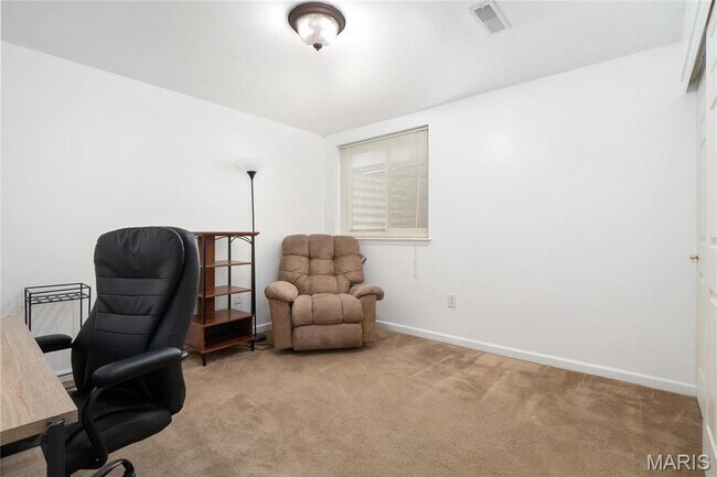 Building Photo - 1120 Gulfstream Way
