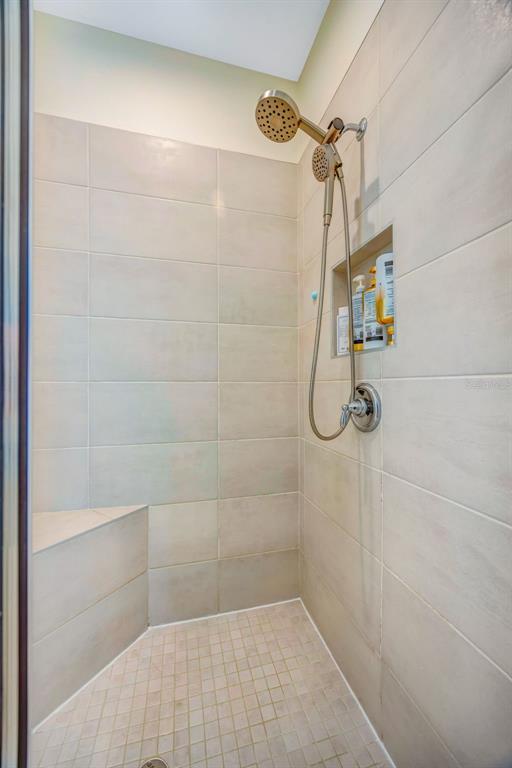 Building Photo - 33995 Astoria Cir