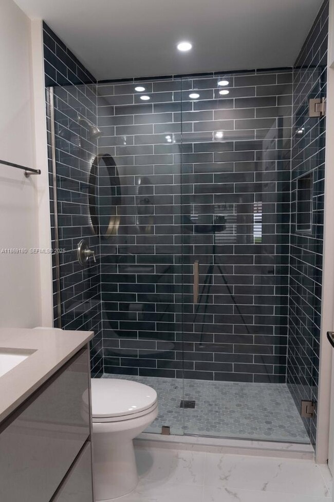 Building Photo - 3547 SW 175th Ave