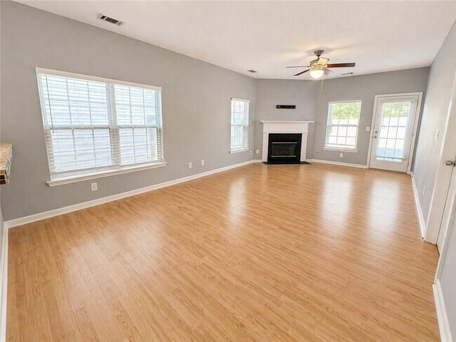 Building Photo - 1563 Rachel's Ridge NW