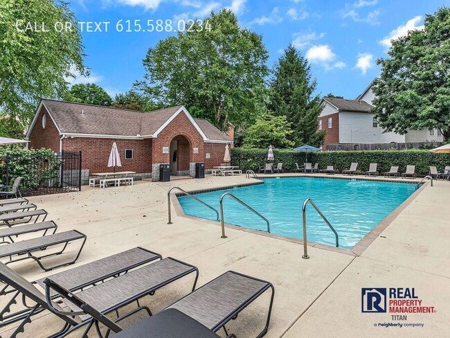 Building Photo - 205 Seneca Ct