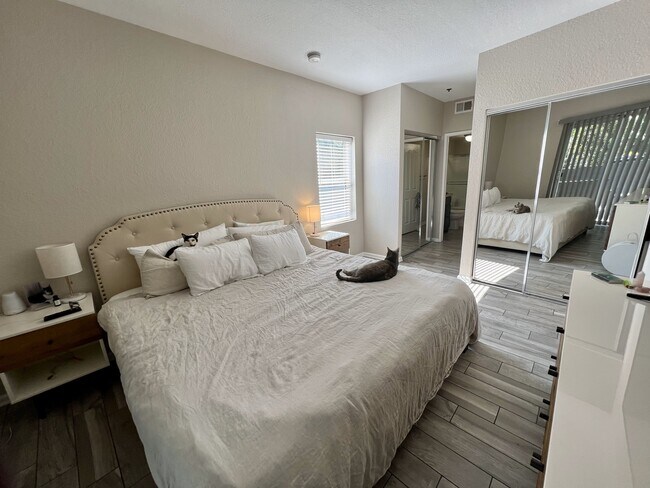 2 closets in Master Bedroom! - 838 Pine Ave