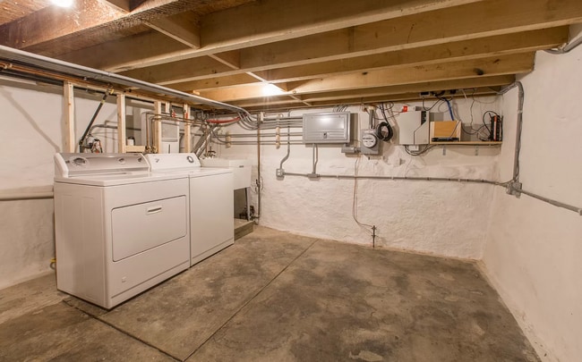 Building Photo - Newly Renovated Home For Rent - Brewerytown