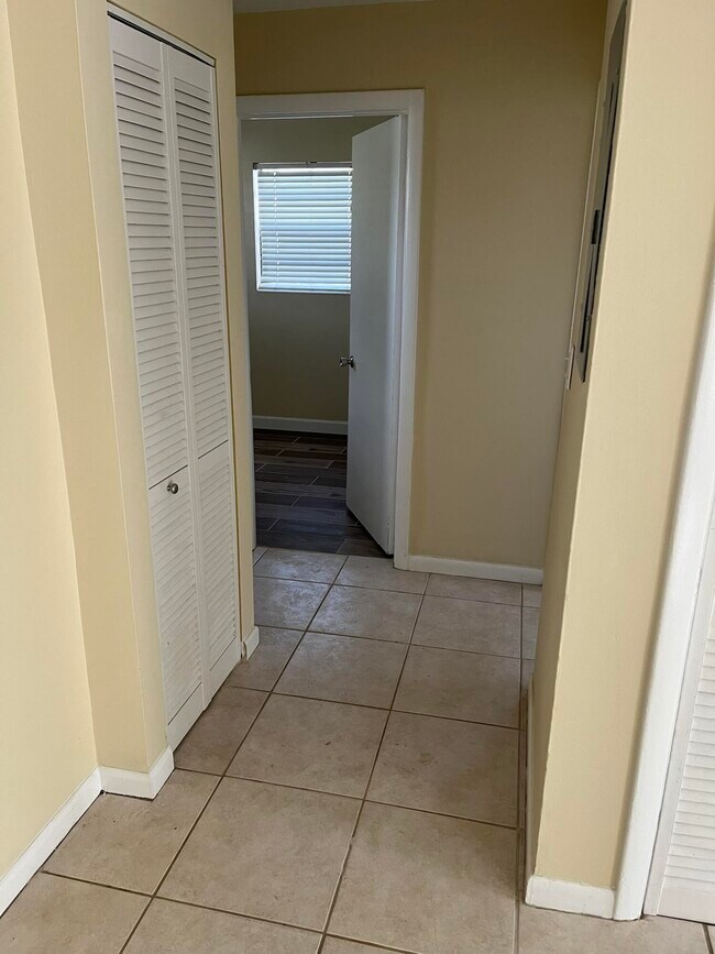 Building Photo - 9167 Birmingham Dr