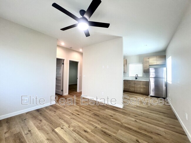 Building Photo - 3315 Clairemont Mesa Blvd