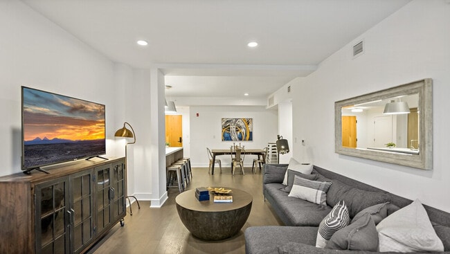 Building Photo - 1845 9th St NW