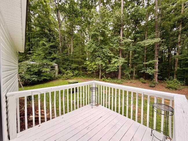 Building Photo - 152 Chatham Cir