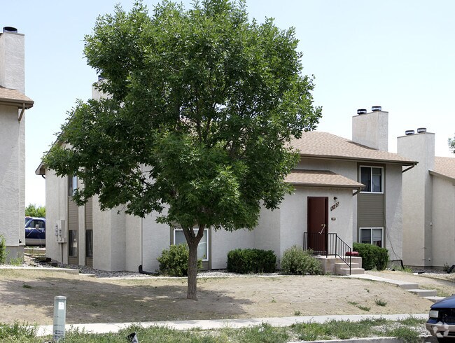 Primary Photo - 1775 Zebulon Dr