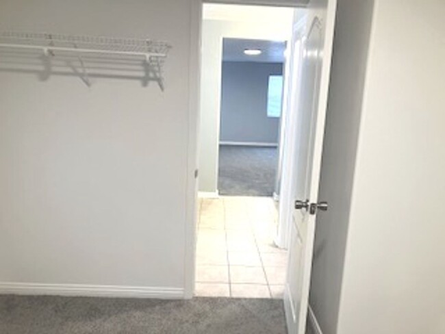 Building Photo - ***Spacious DREAM HOME w/Fresh Paint New A...