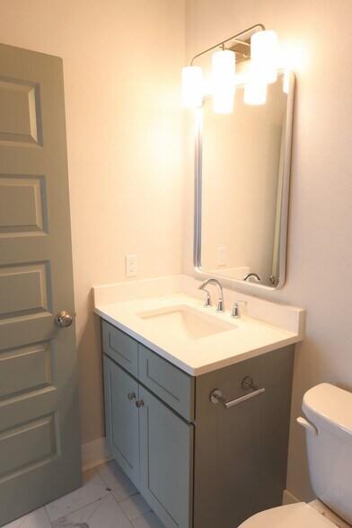 Building Photo - 4089 Ivy Green Trl