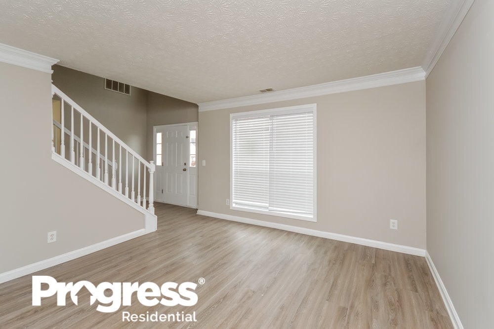 Building Photo - 2540 Tolliver Dr