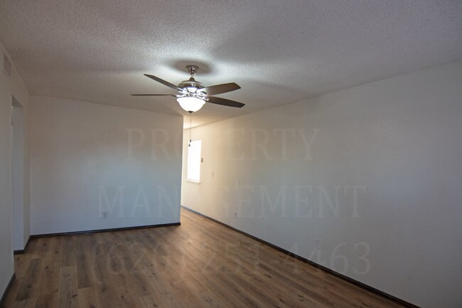 Building Photo - Coffeyville Charm: 2 Bedrooms, 1 Bathroom ...