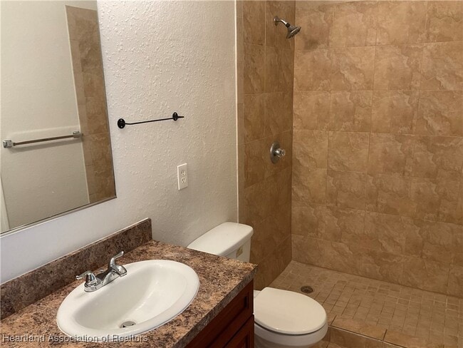 Building Photo - 3714 Peugeot St