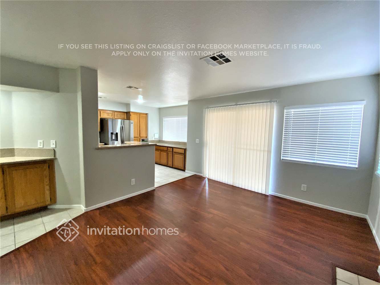 Building Photo - 1221 Taramar St