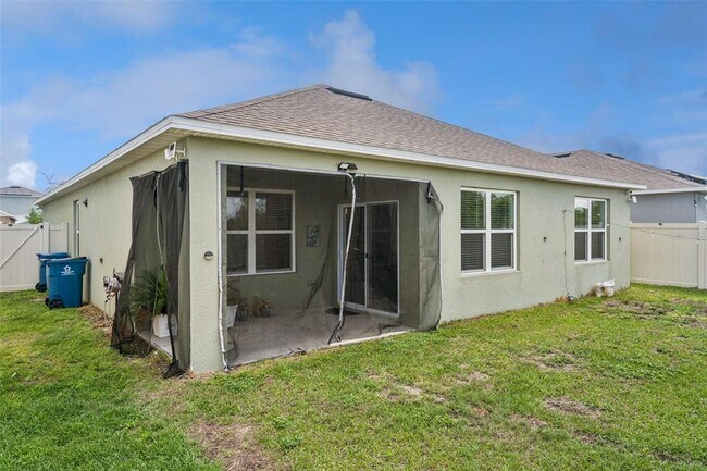 Building Photo - 544 Park Pl Blvd