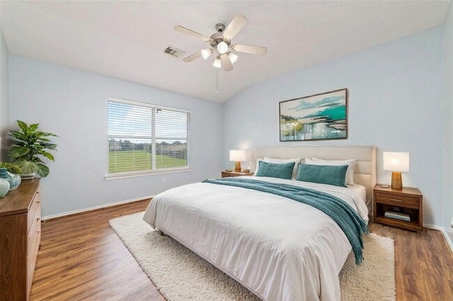 Building Photo - 8734 Rainglen Ln