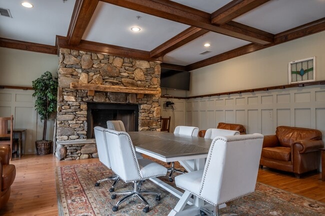 Building Photo - Woodlands Unit 237 - Available NOW