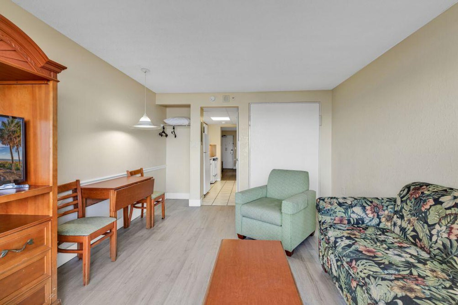 Building Photo - 2300 N Ocean Blvd