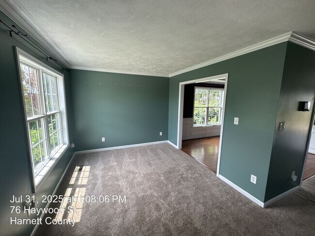 Building Photo - 76 Haywood St