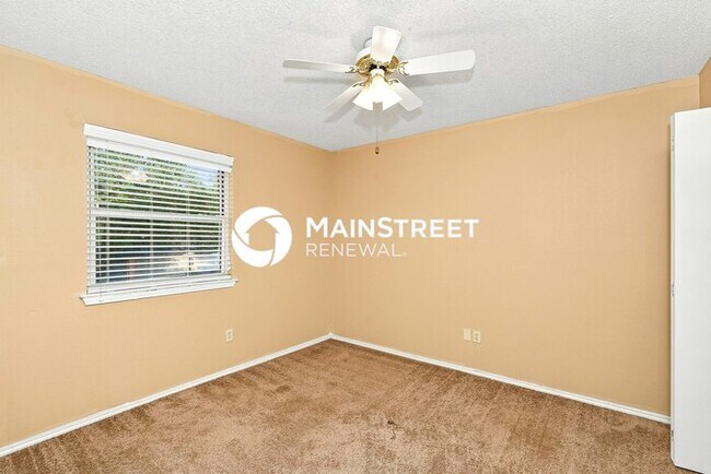 Building Photo - 3 Bedroom Pet-Friendly Home in Watauga, TX with Main Street Renewal