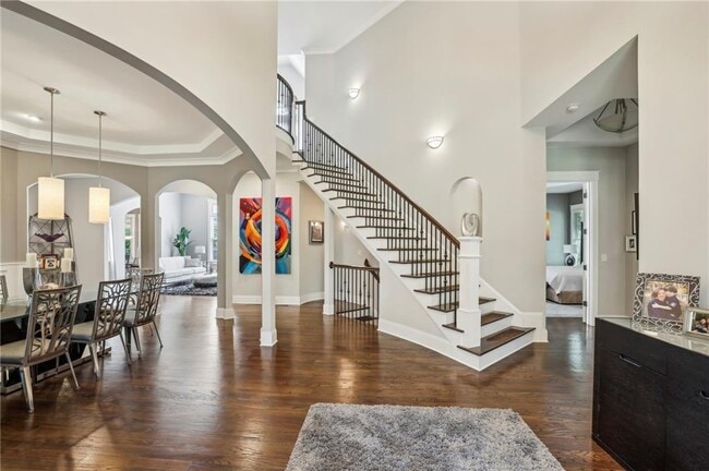 Building Photo - 6285 Aberdeen Dr NE