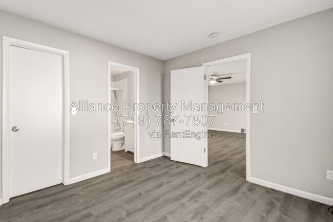 Building Photo - 2460 E Willamette Ave