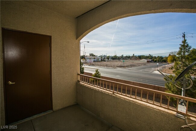 Building Photo - 4655 Gold Dust Ave
