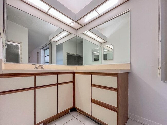 Building Photo - 3957 Proctor Rd