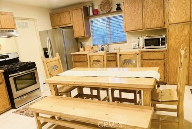 Building Photo - 573 Thrush Dr