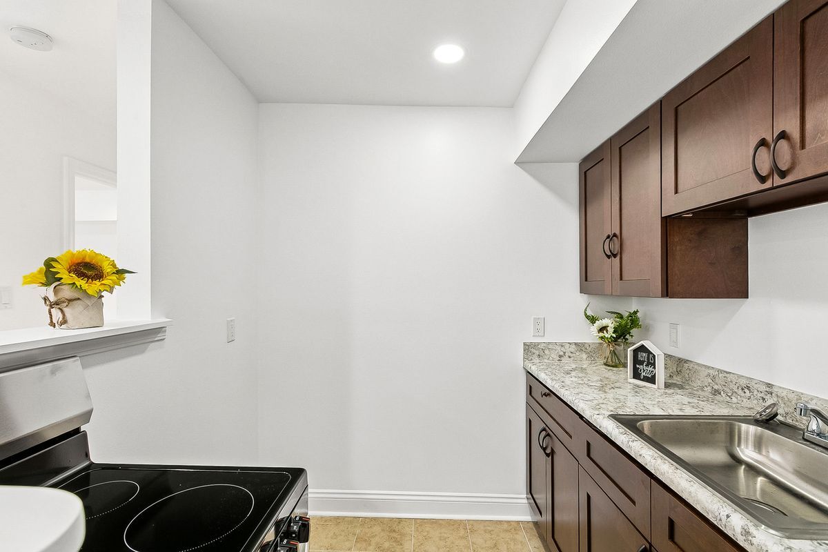 Building Photo - 6220 Riverside Dr