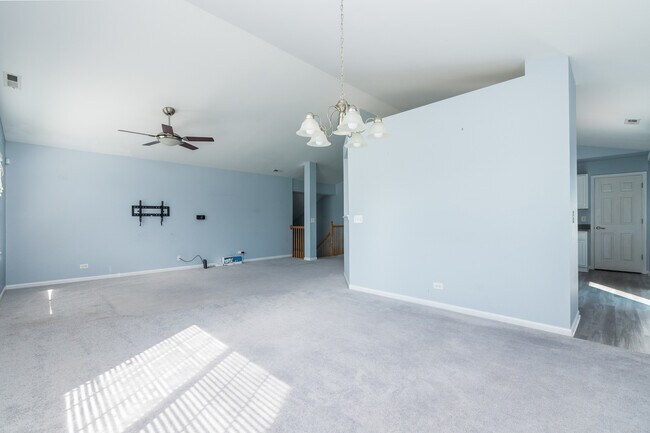 Building Photo - 1692 Fredericksburg Ln