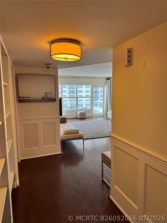 Building Photo - 3550 Galt Ocean Dr
