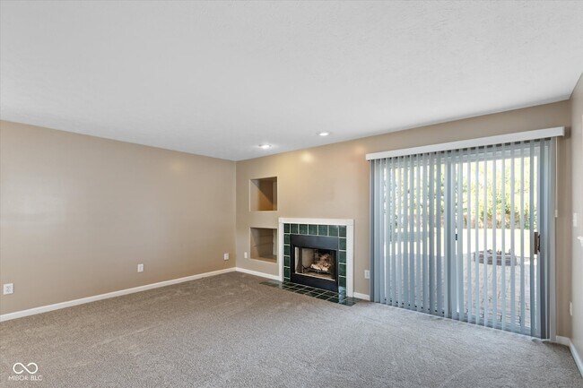 Building Photo - 2808 Dawnlake Dr