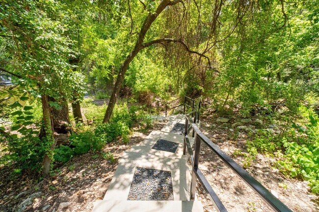 Building Photo - 4500 River Wood Ct