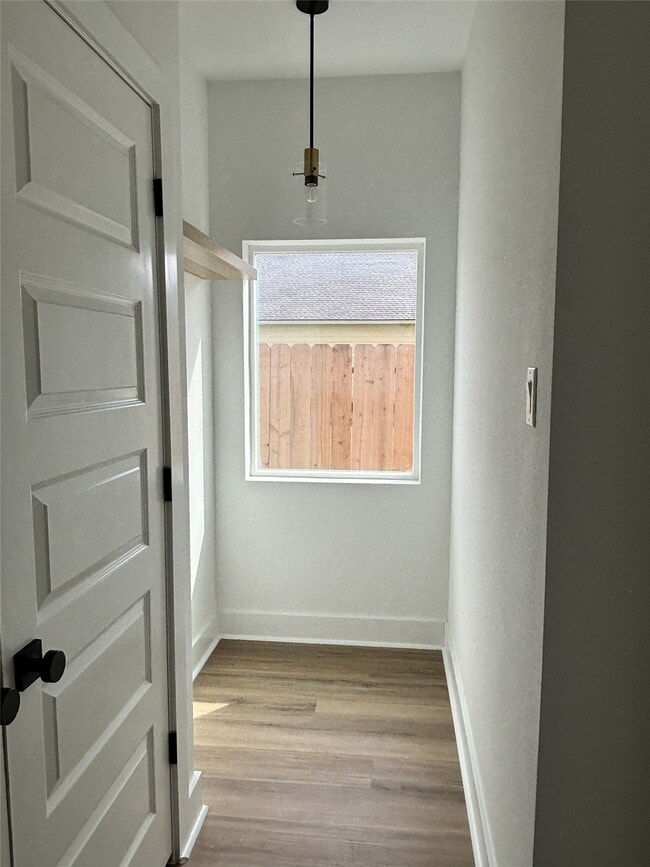 Building Photo - 8218 Locksley Rd