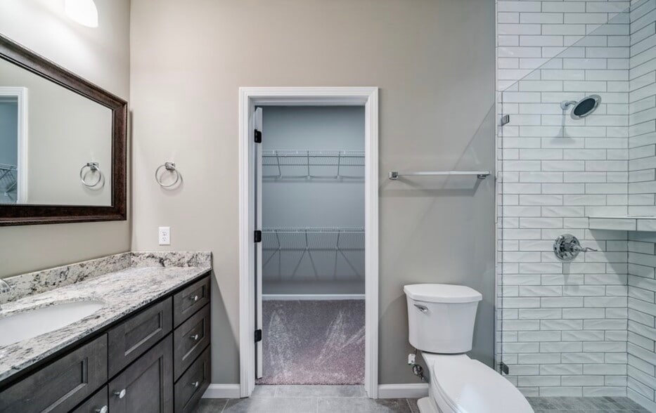 Building Photo - 121 Hudgens Ct