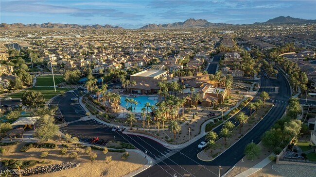 Building Photo - 1129 Via Della Costrella