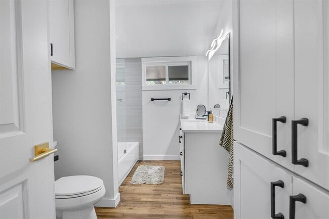 Building Photo - 3500 Northland Dr