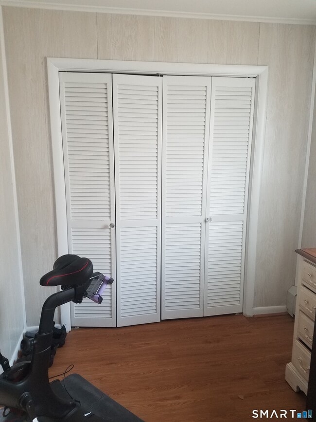 Building Photo - 72 Maple Tree Ave