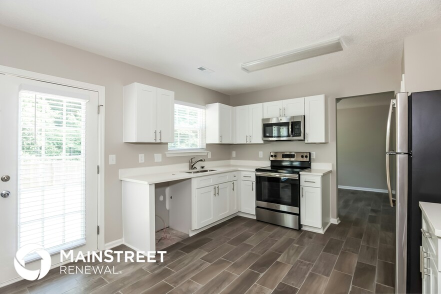 Building Photo - 1906 Waters Trail Dr