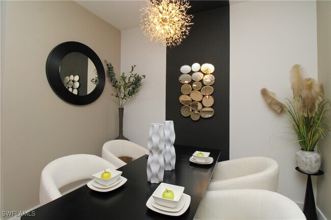 Building Photo - 8857 Oceana Wy